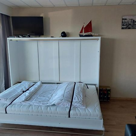 Depannemarkt De Panne Bagian luar foto