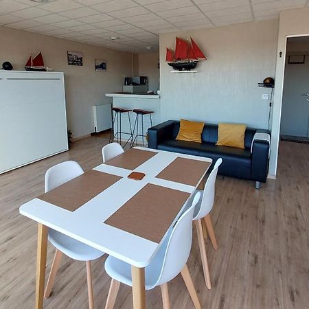 Depannemarkt De Panne Bagian luar foto